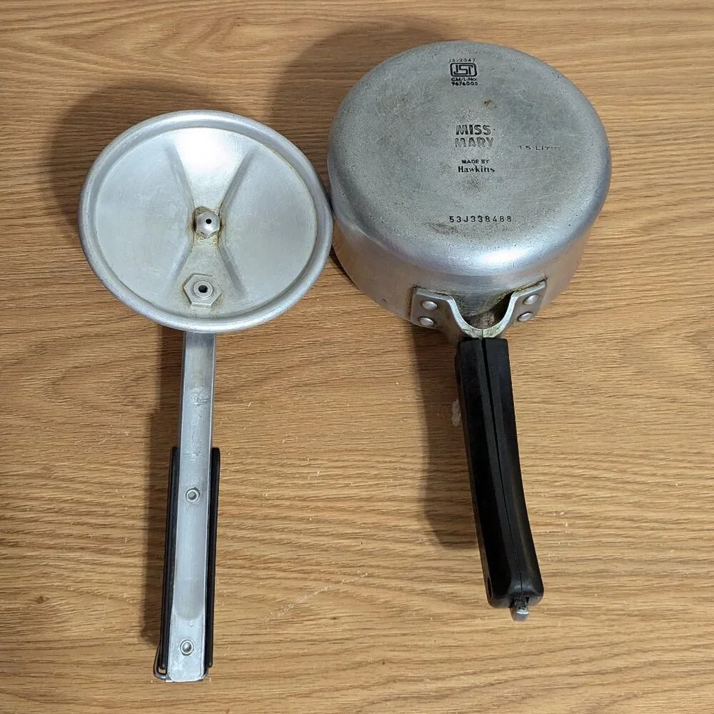 VINTAGE HAWKINS Aluminum Pressure cooker